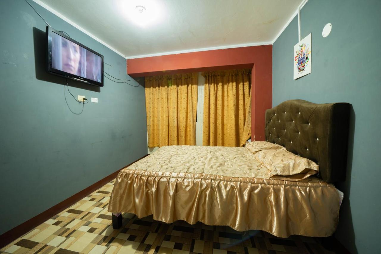 Hostal Tarapaca Hotel Huánuco Екстериор снимка
