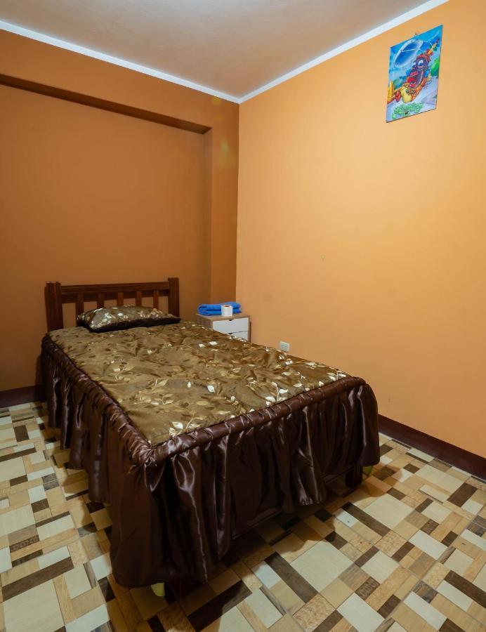 Hostal Tarapaca Hotel Huánuco Екстериор снимка